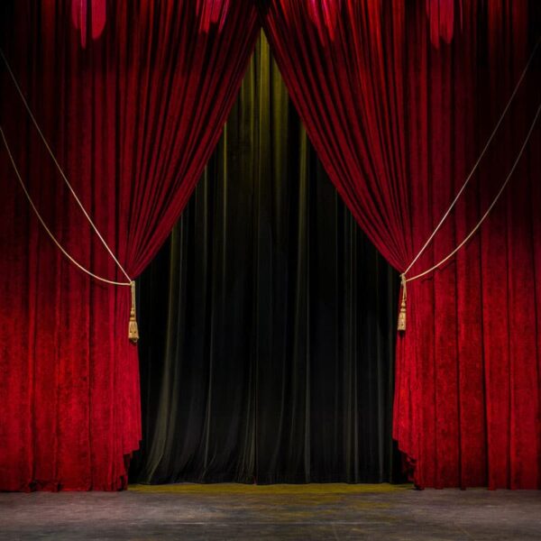 Fire Retardant Polyester Upholstery Velvet Stage Velvet Curtain Drapes For Theater